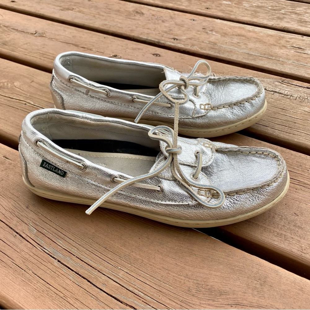 Eastland “Rosy” Boat shoes 9 1/2 silver